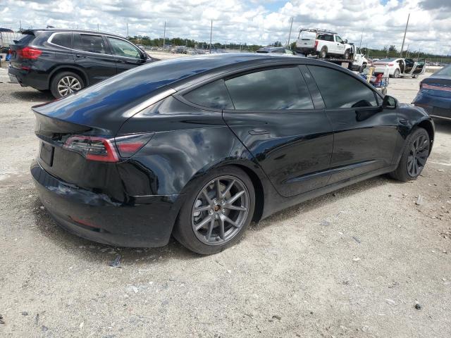  TESLA MODEL 3 2022 Черный