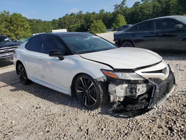 VIN 4T1B61HKXKU249464 2019 Toyota Camry, Xse no.4