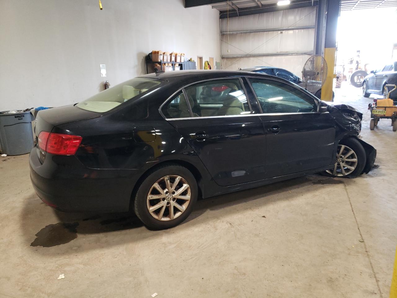 3VWD17AJ2EM387294 2014 Volkswagen Jetta Se