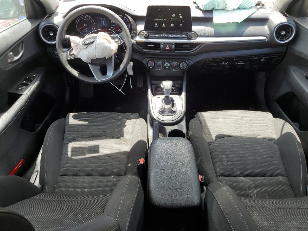 3KPF24AD6ME327836 2021 Kia Forte Fe