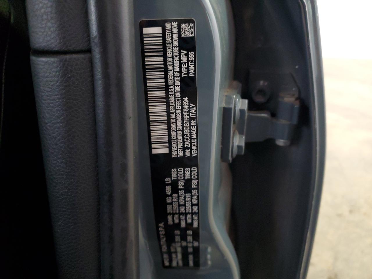 ZACCJBDB7HPF84694 2017 Jeep Renegade Limited