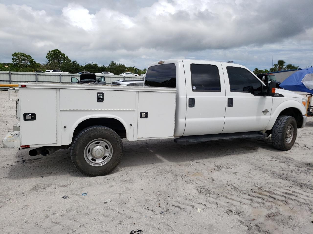 2014 Ford F250 Super Duty vin: 1FT7W2BTXEEB60008