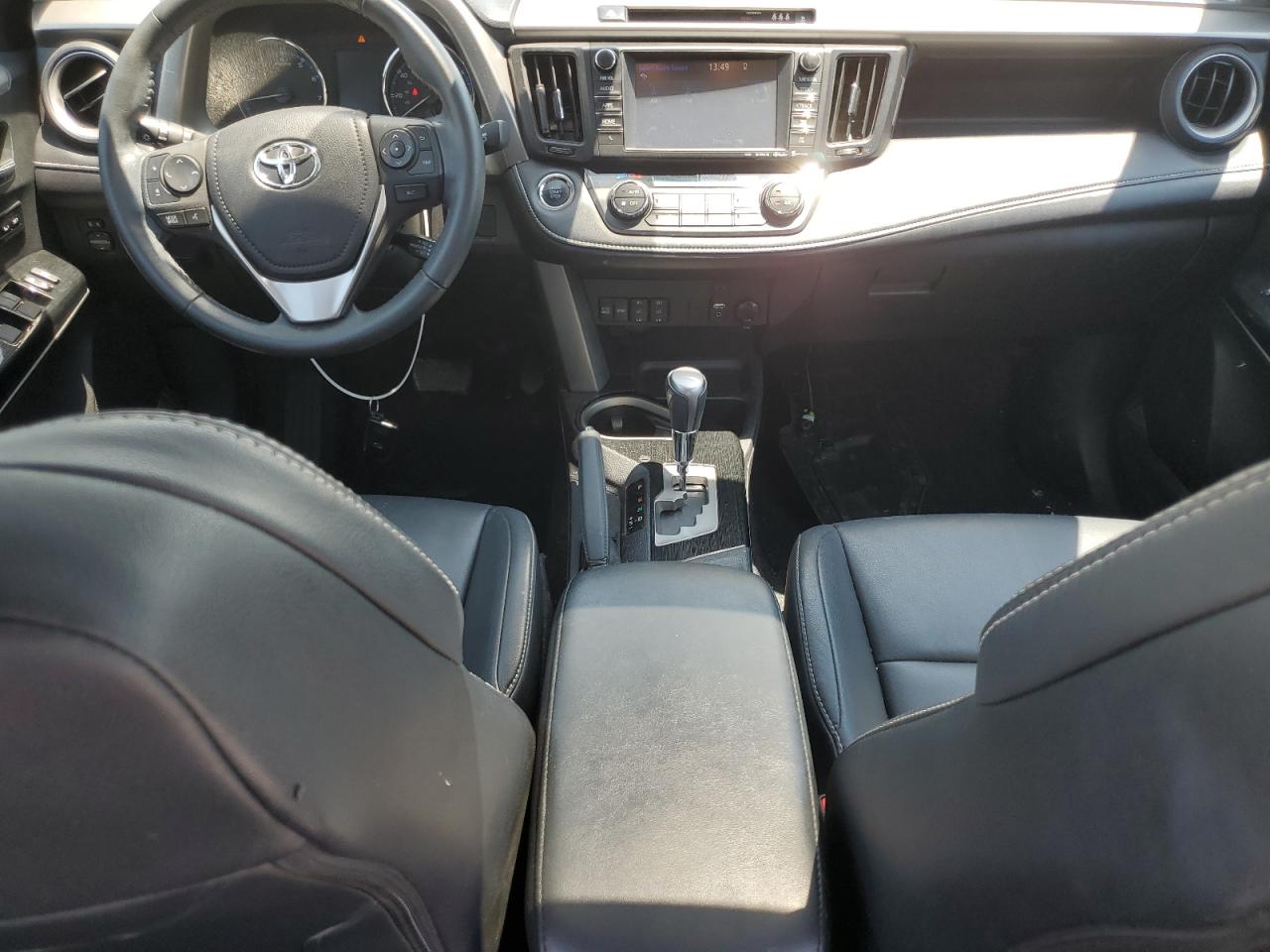 2T3YFREV1HW401512 2017 Toyota Rav4 Limited