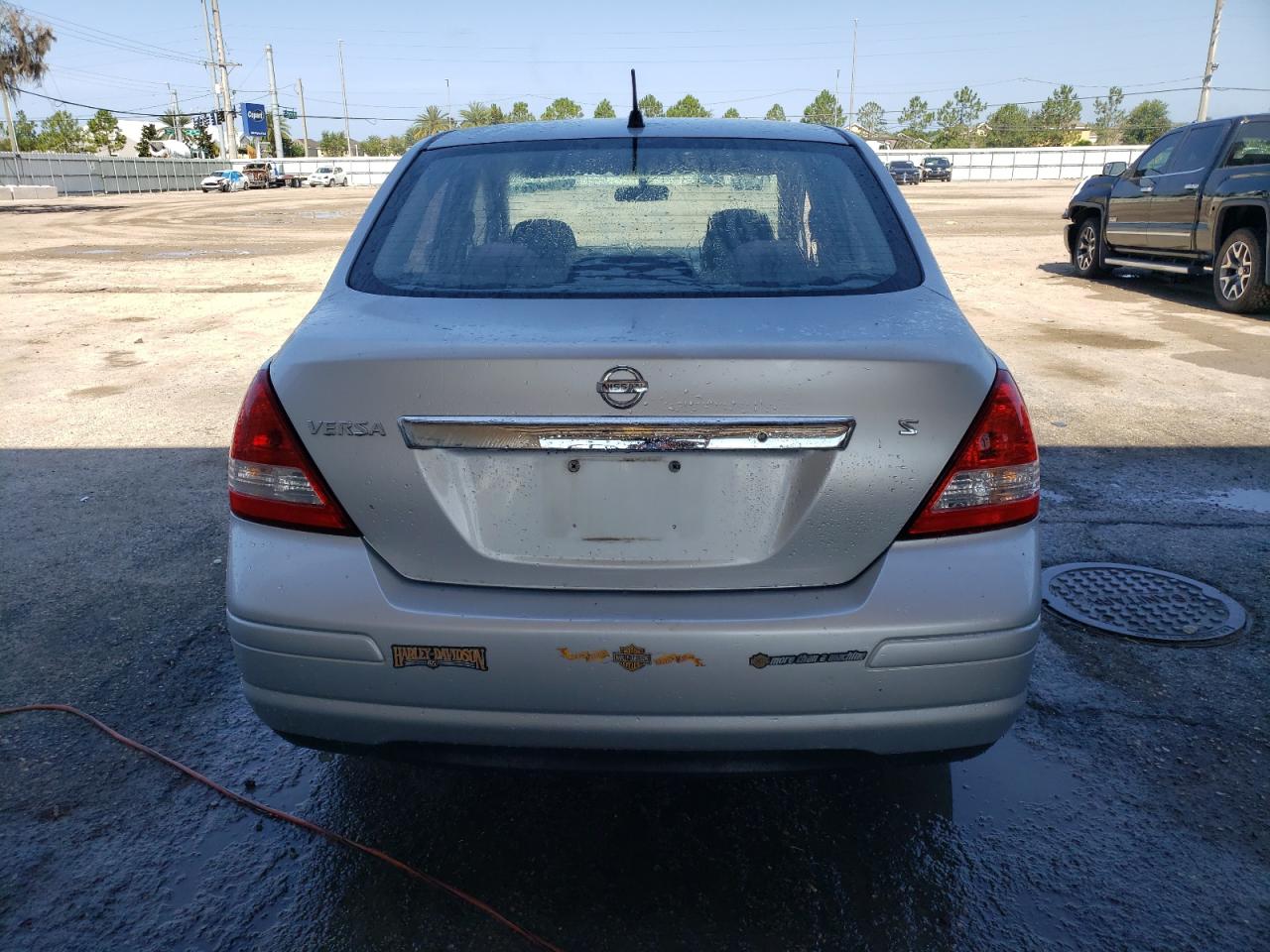 3N1BC11E37L404796 2007 Nissan Versa S