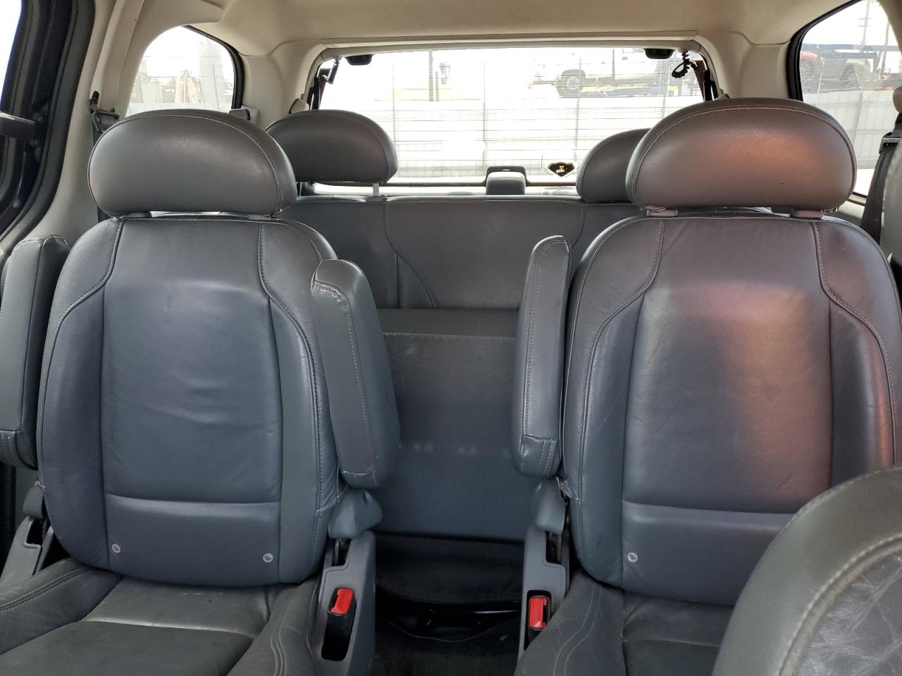 4N2ZN17TX1D819295 2001 Nissan Quest Gle