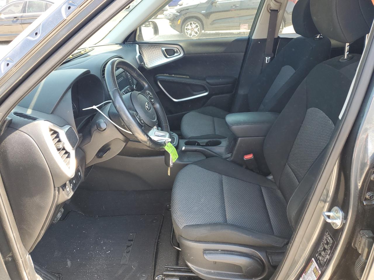 KNDJ23AU9L7716313 2020 Kia Soul Lx