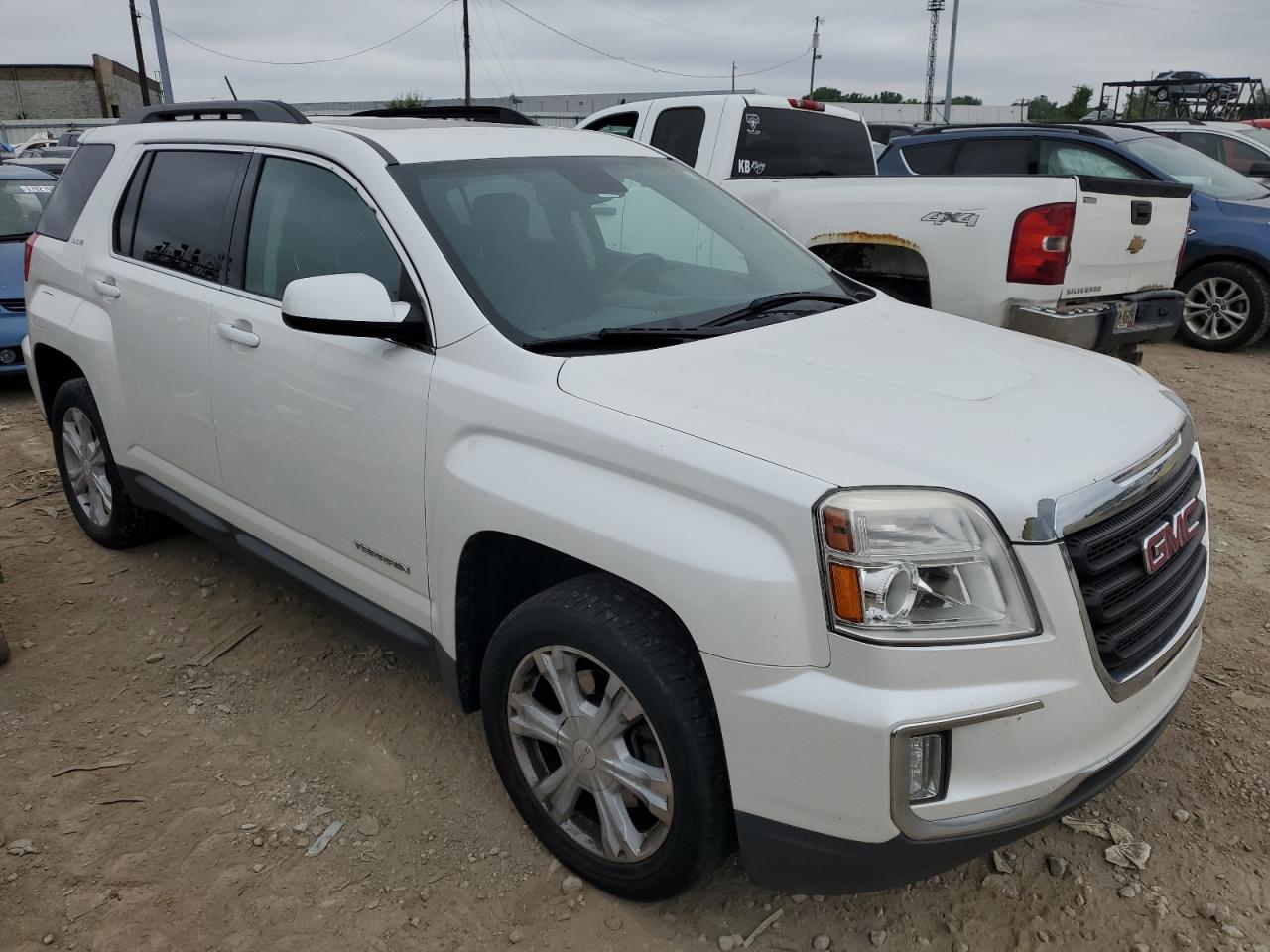 2GKFLTEK5H6182282 2017 GMC Terrain Sle