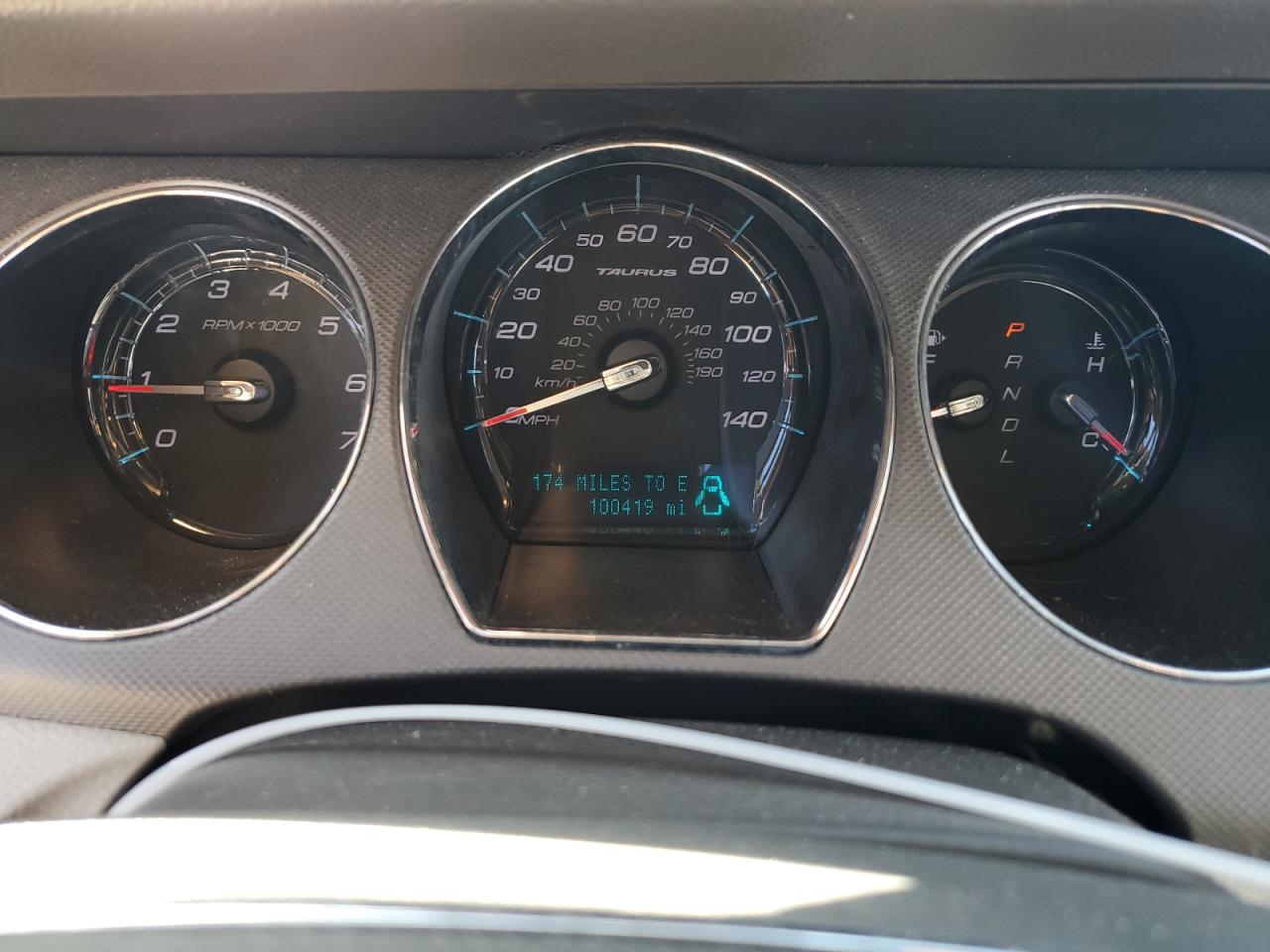 1FAHP2DW6AG153229 2010 Ford Taurus Se