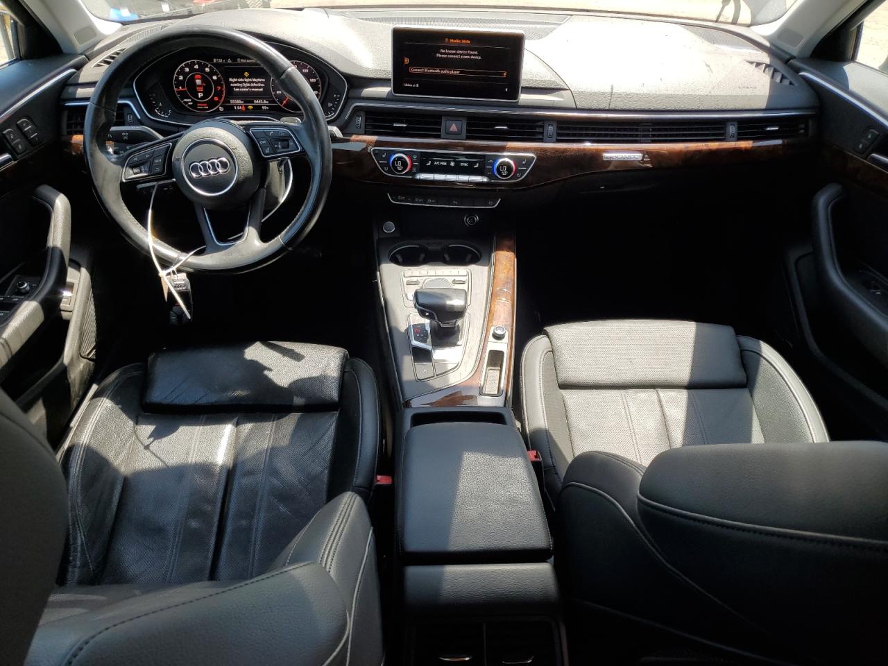 WAUFNAF44HA039219 2017 Audi A4 Prestige