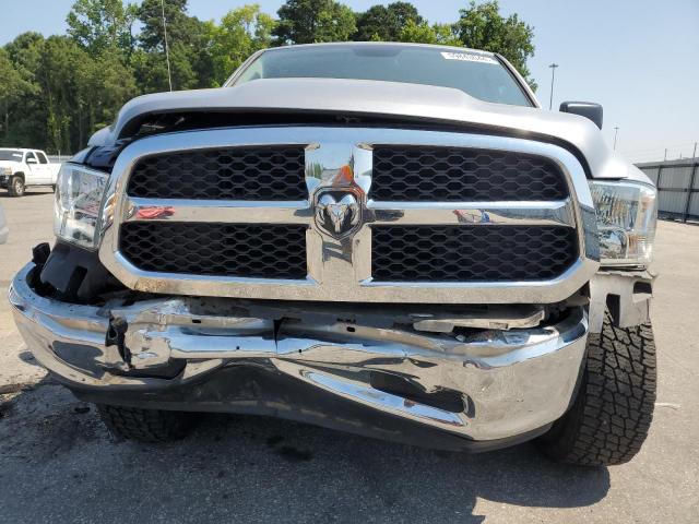 1C6RR7TT1KS691131 2019 Ram 1500 Classic Slt