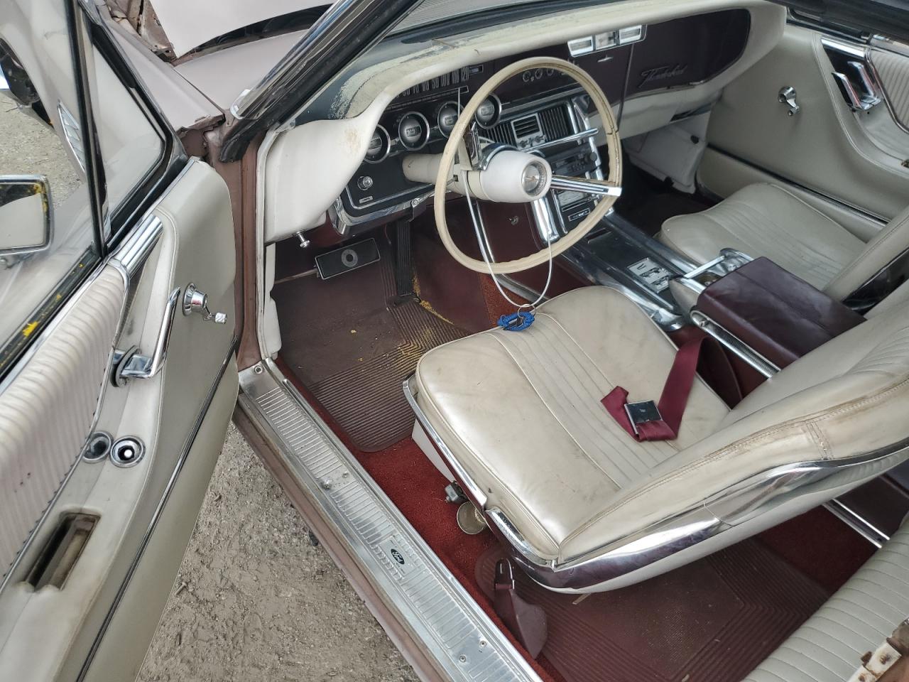 5Y85Z153431 1965 Ford Thunderbir