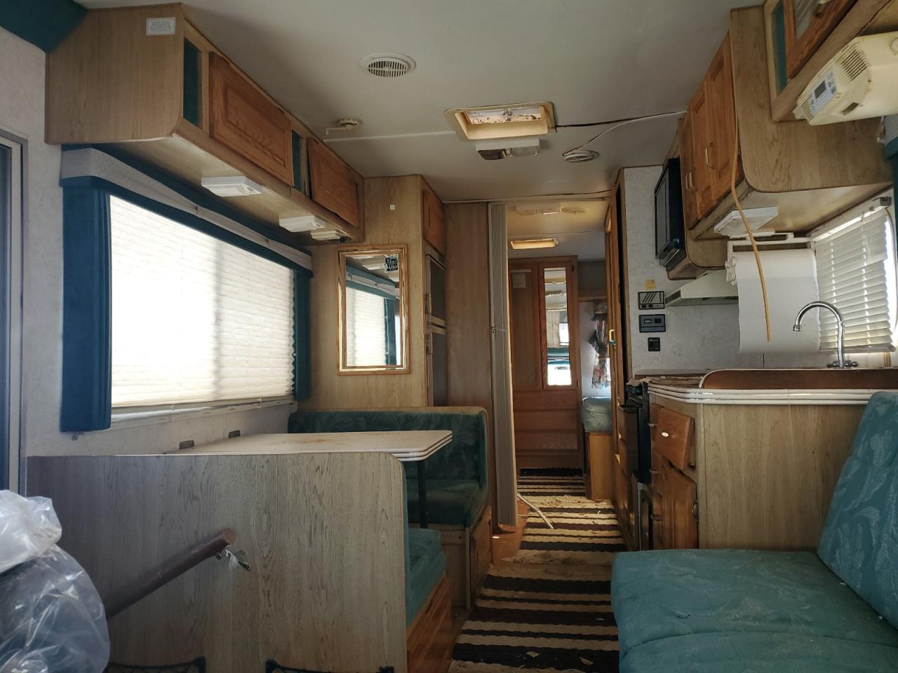 1FDKE30G1RHB96162 1994 Ford Econoline E350 Cutaway Van