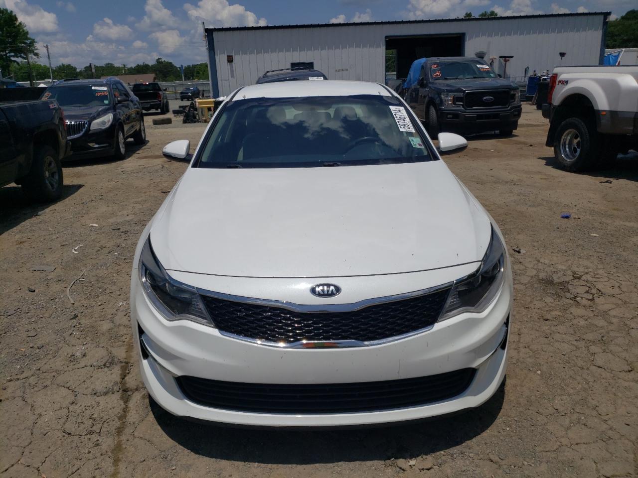 2018 Kia Optima Lx vin: 5XXGT4L37JG268417