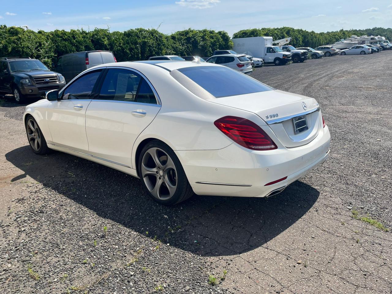 2014 Mercedes-Benz S 550 4Matic vin: WDDUG8FB1EA053995