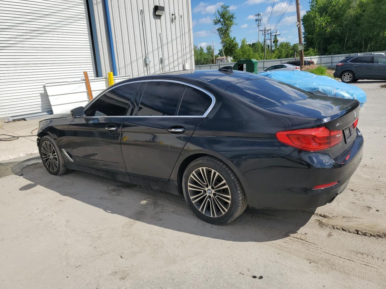 2018 BMW 530 Xi vin: WBAJA7C52JWC75790