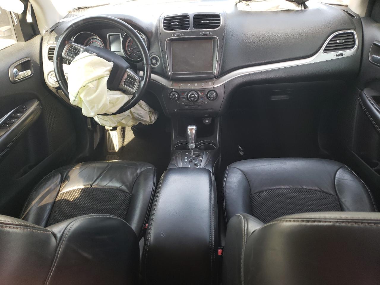 3C4PDDGG1KT779878 2019 Dodge Journey Crossroad