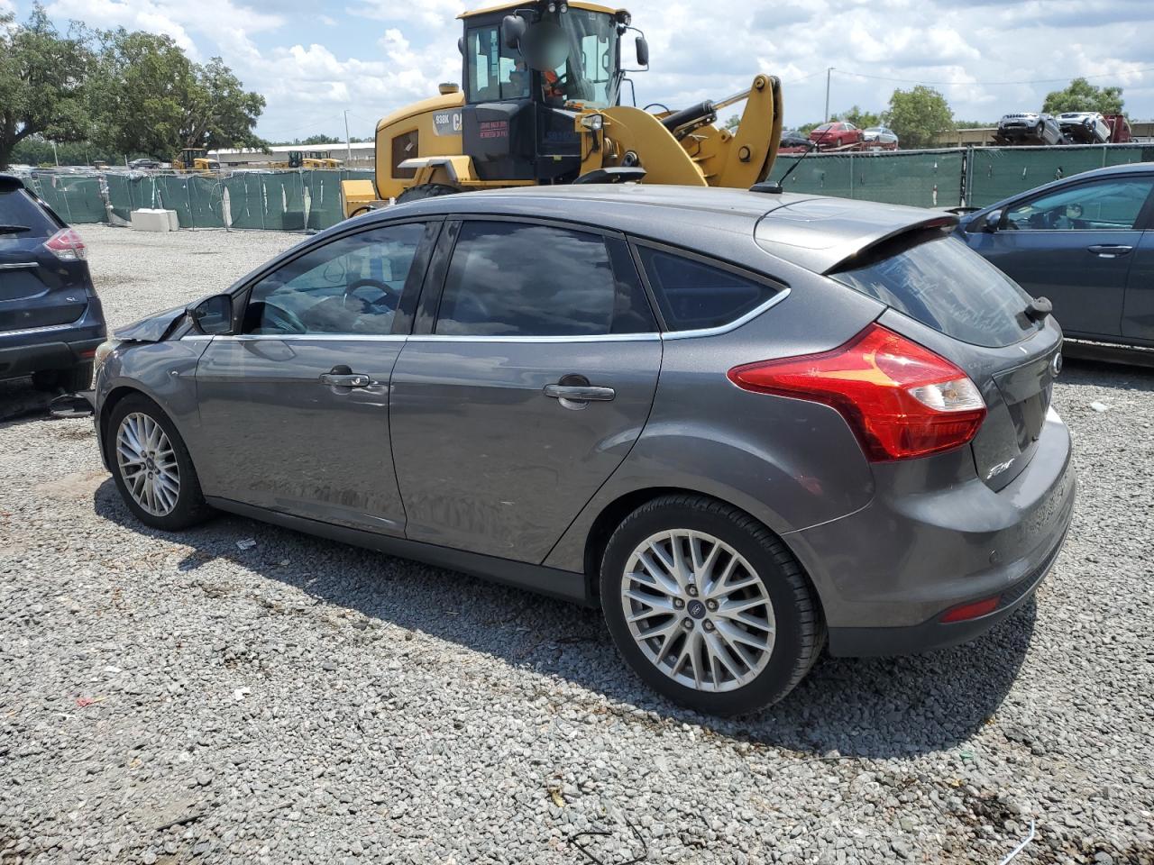 1FAHP3M23CL473265 2012 Ford Focus Sel