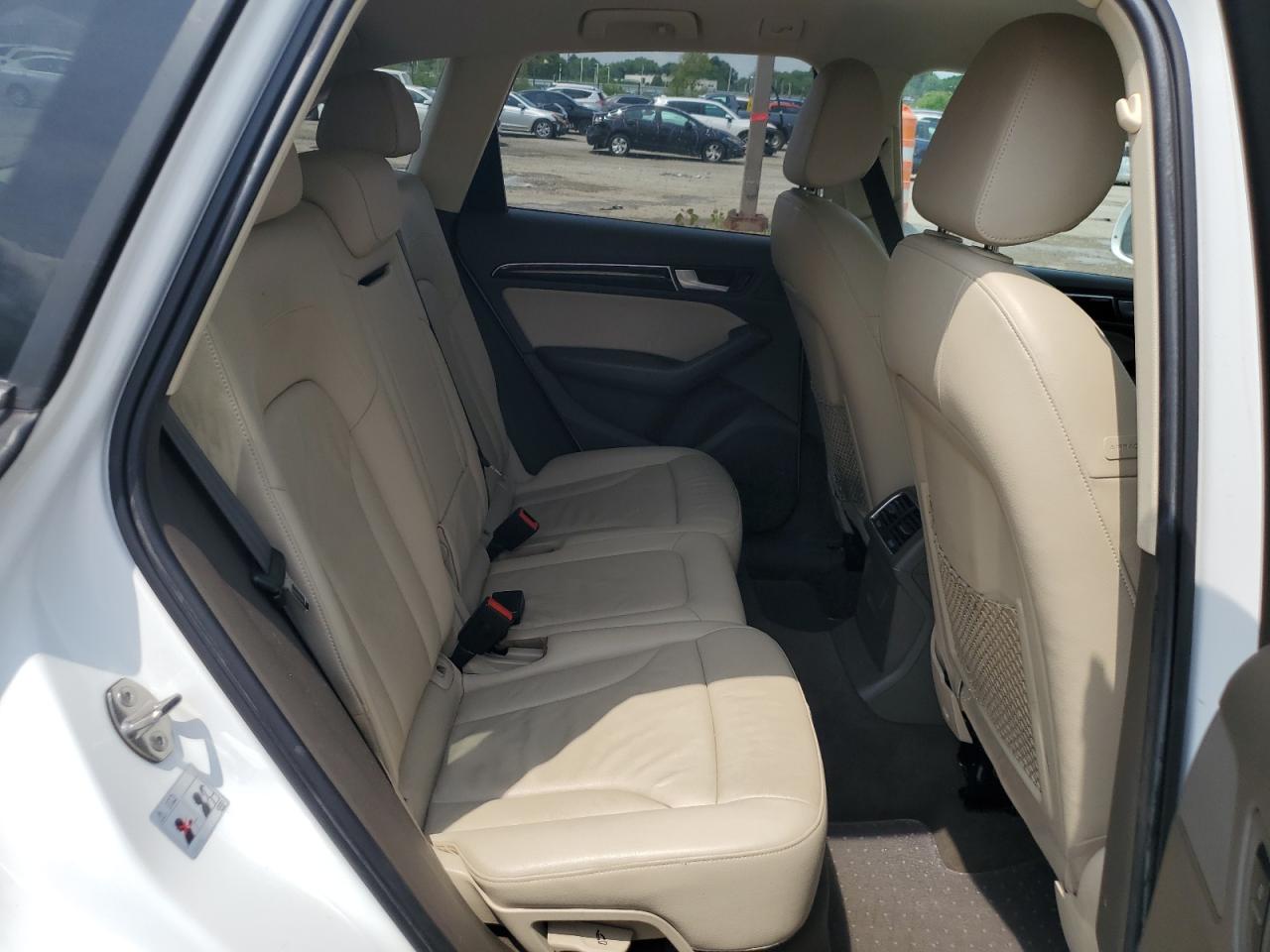 WA1CFAFP3EA042535 2014 Audi Q5 Premium