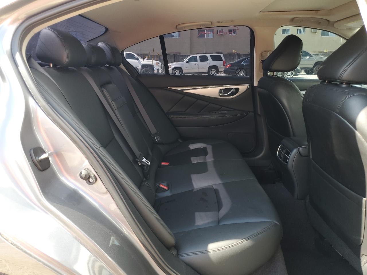 JN1EV7AP7KM542562 2019 Infiniti Q50 Luxe