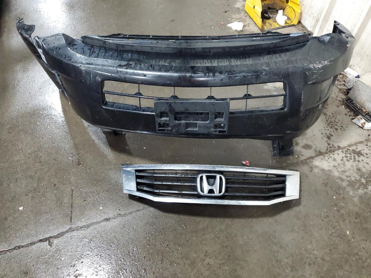 1HGCP2F7XAA099593 2010 Honda Accord Ex