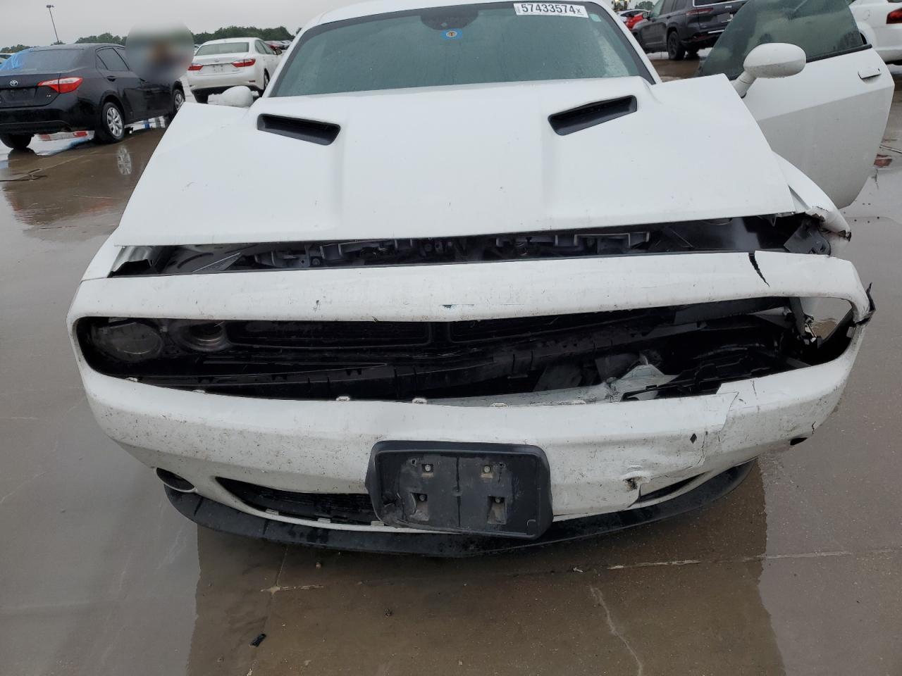 2C3CDZAG5KH699940 2019 Dodge Challenger Sxt