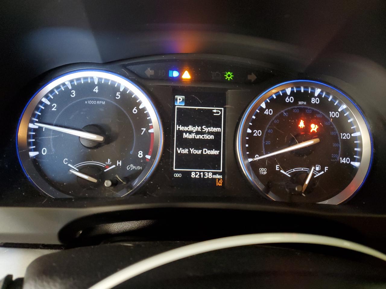 5TDJZRFH9KS573443 2019 Toyota Highlander Se