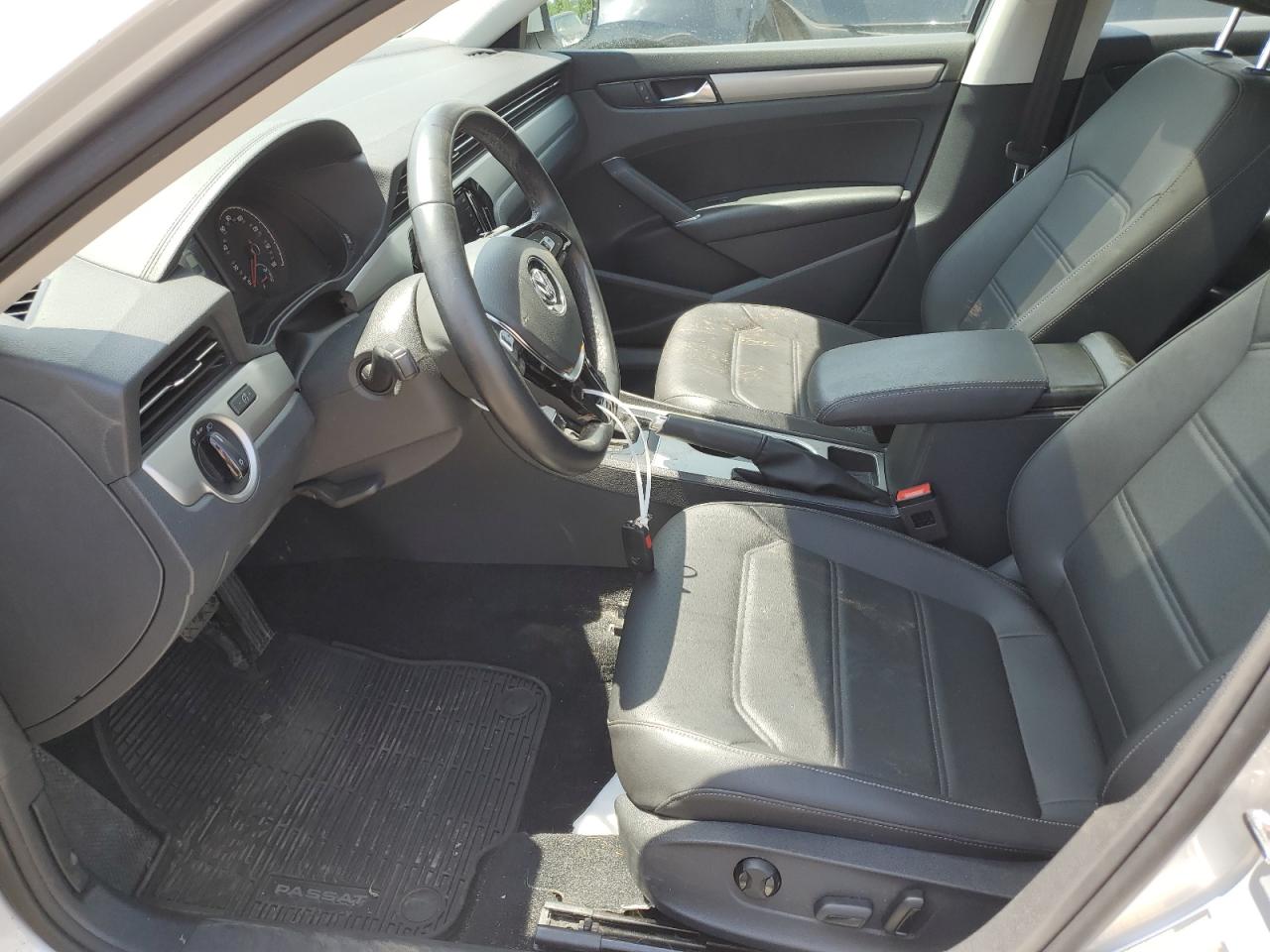 1VWWA7A3XLC012164 2020 Volkswagen Passat Se