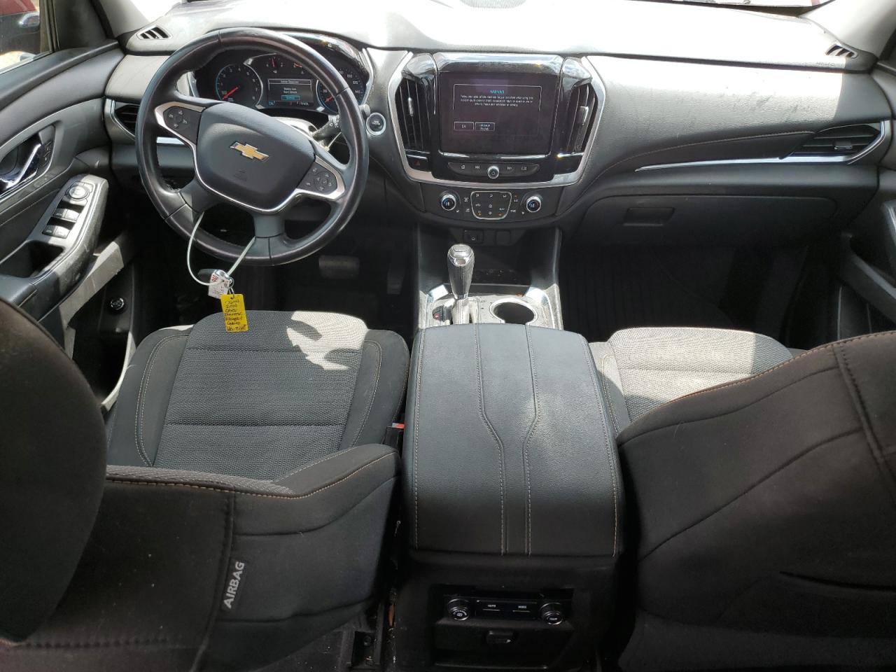 1GNERGKW8KJ204958 2019 Chevrolet Traverse Lt