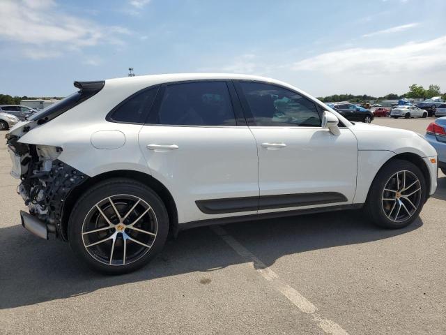 VIN WP1AA2A57NLB02116 2022 Porsche Macan no.3