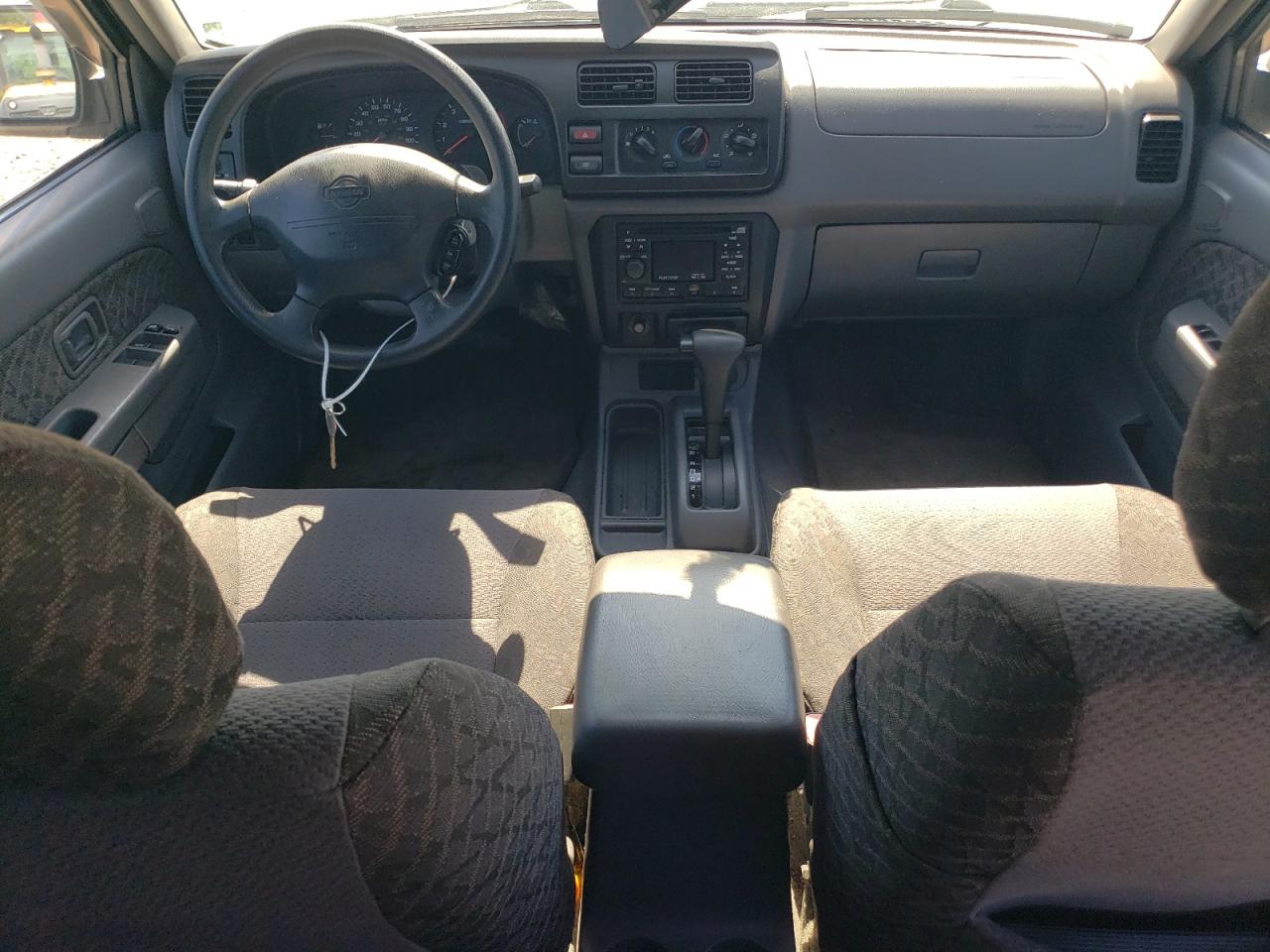 5N1ED28T5YC583224 2000 Nissan Xterra Xe