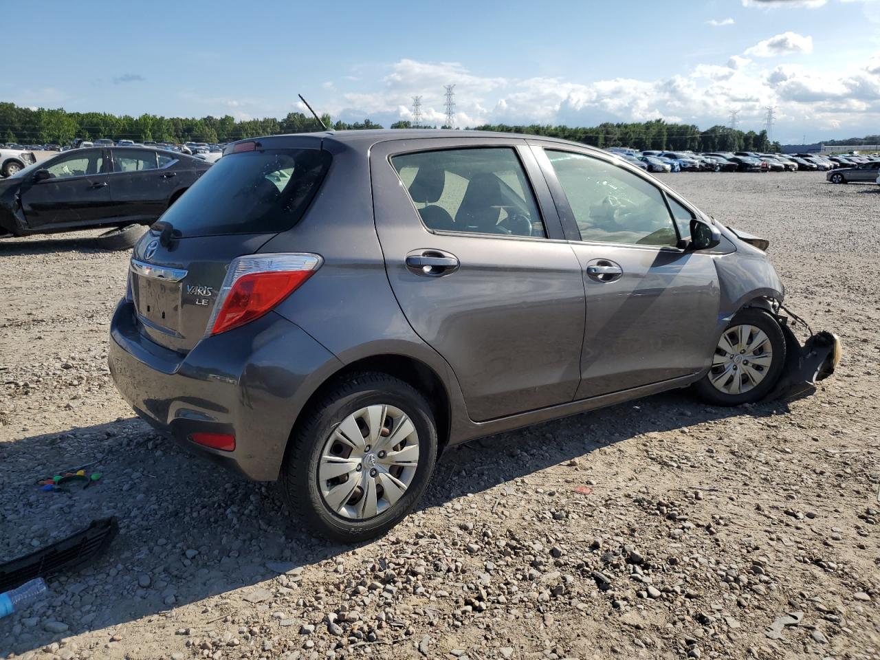 JTDKTUD35DD566911 2013 Toyota Yaris