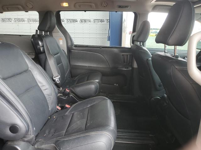 2017 TOYOTA SIENNA SE 5TDXZ3DC2HS834175