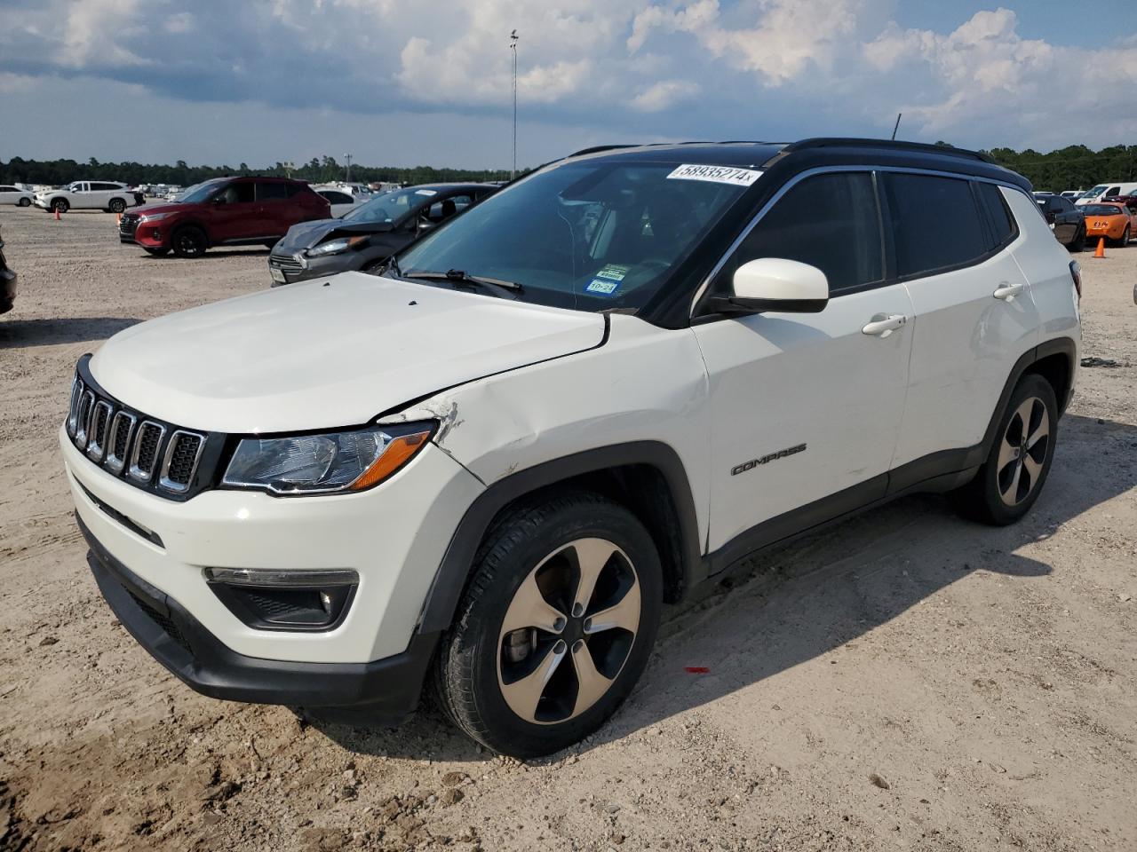 2018 Jeep Compass Latitude vin: 3C4NJCBB2JT137223