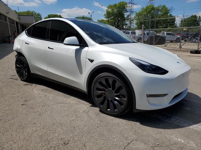 2024 TESLA MODEL Y - 7SAYGDEF7RF046946