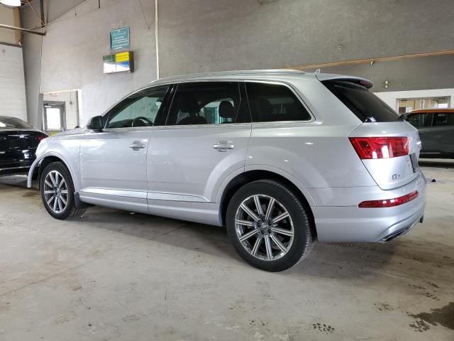 VIN WA1LHAF70KD034199 2019 Audi Q7, Premium Plus no.2