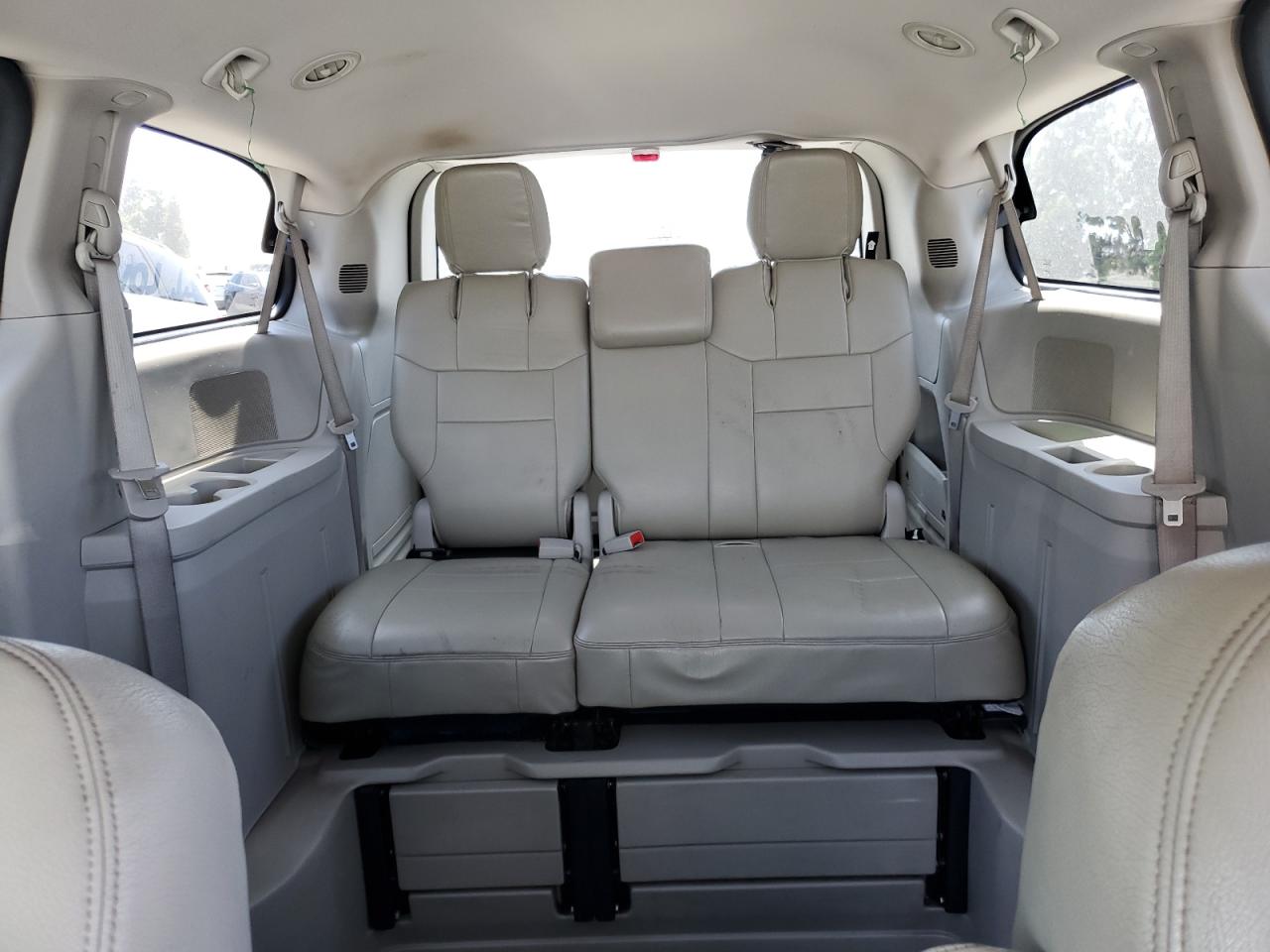 2C7WDGBG1GR195496 2016 Dodge Grand Caravan Se