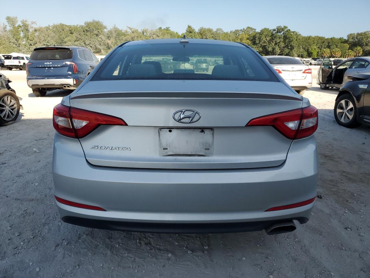 5NPE24AF8HH473668 2017 Hyundai Sonata Se