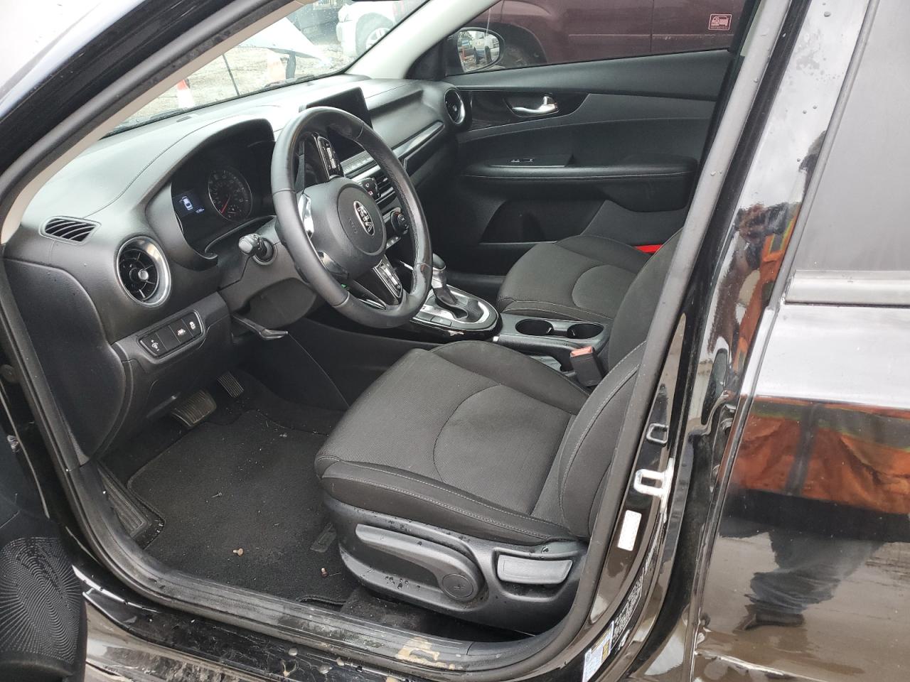 3KPF34AD0KE134219 2019 Kia Forte Gt Line