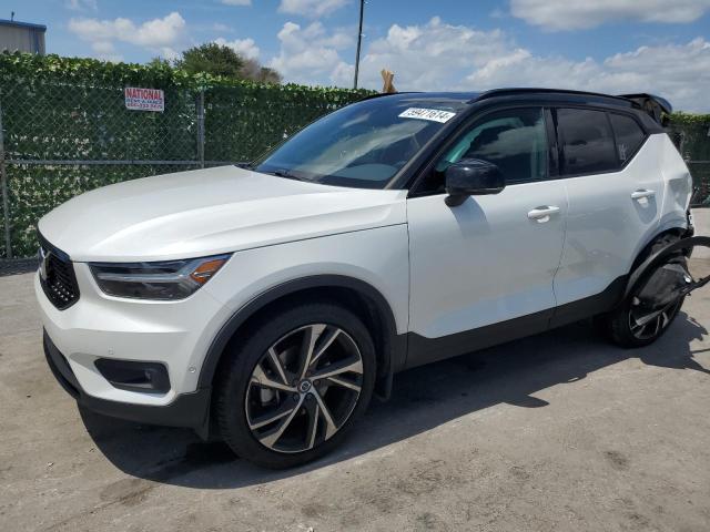 2019 Volvo Xc40 T5 R-Design VIN: YV4162UM2K2109611 Lot: 59471614