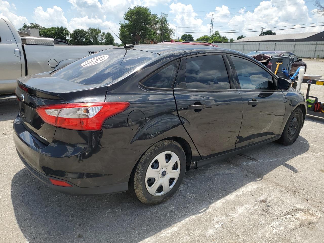 2013 Ford Focus S vin: 1FADP3E28DL369272