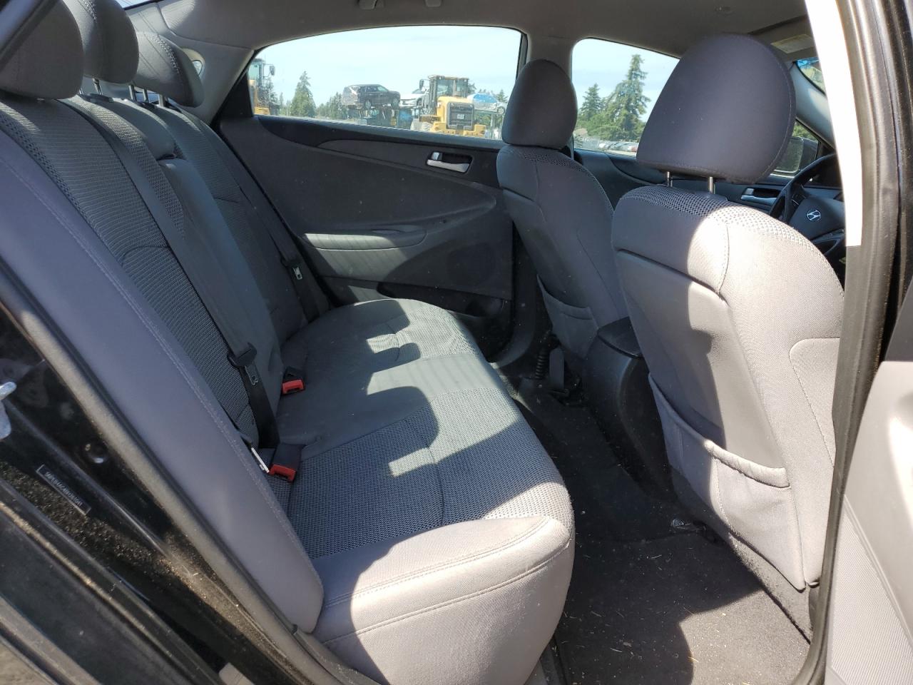 5NPEB4AC4BH261041 2011 Hyundai Sonata Gls