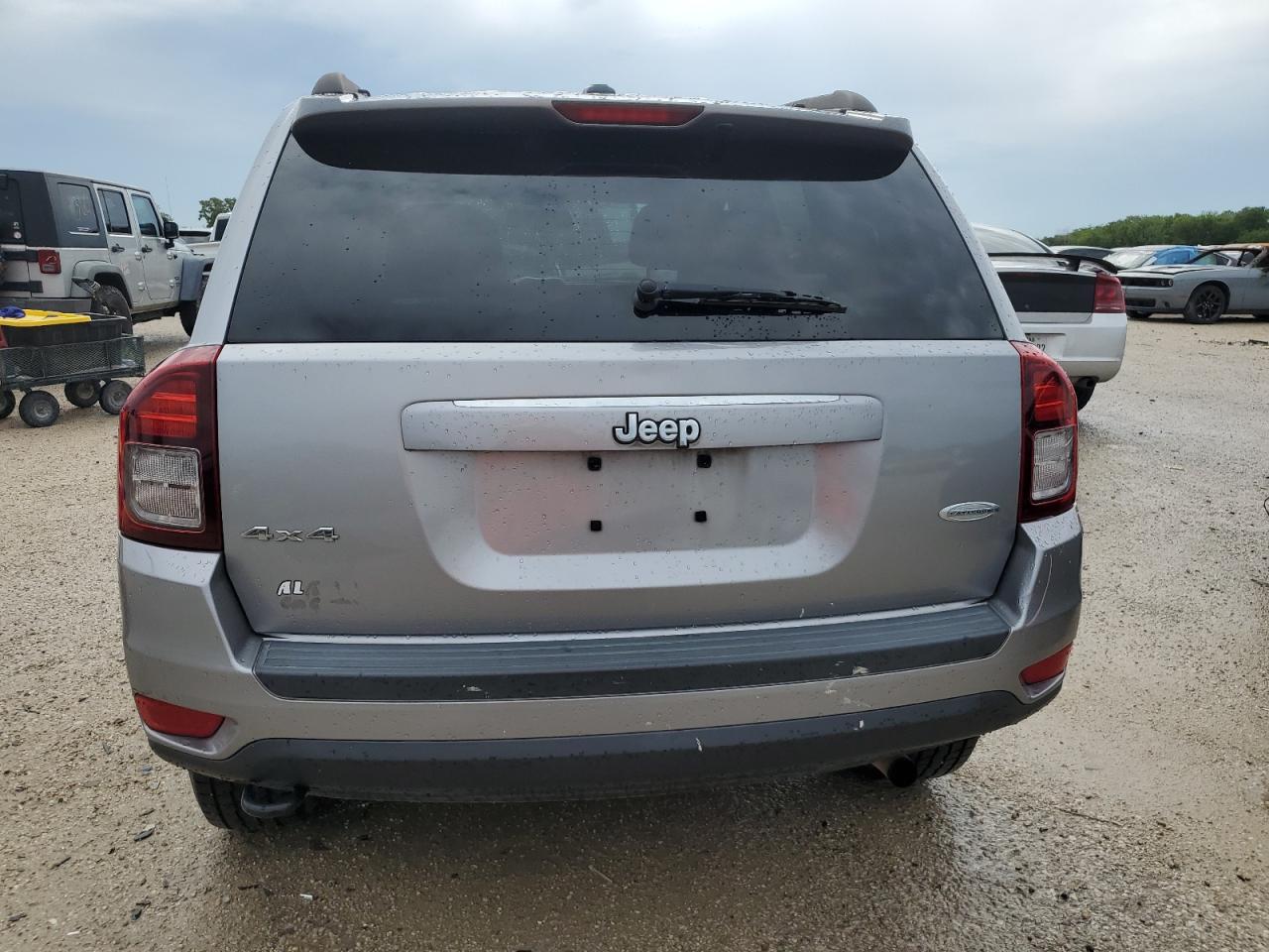 1C4NJDEB3FD365150 2015 Jeep Compass Latitude