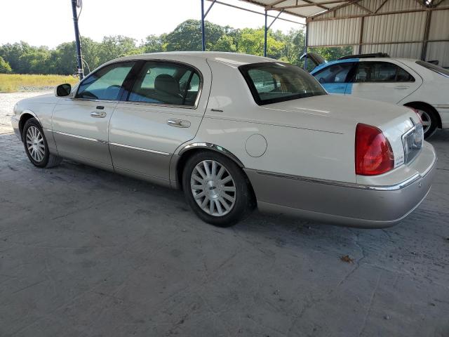 1LNHM82W93Y640717 | 2003 Lincoln town car signature