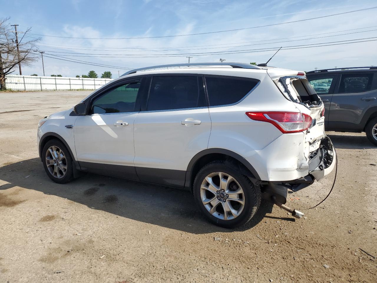 1FMCU9JX5FUA51346 2015 Ford Escape Titanium