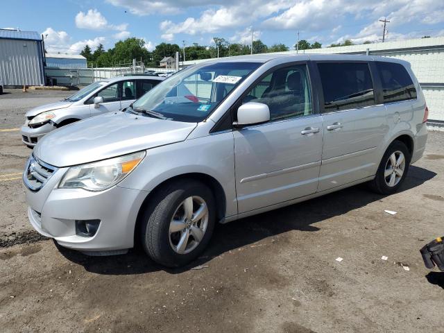 2V4RW3D18AR348491 2010 Volkswagen Routan Se