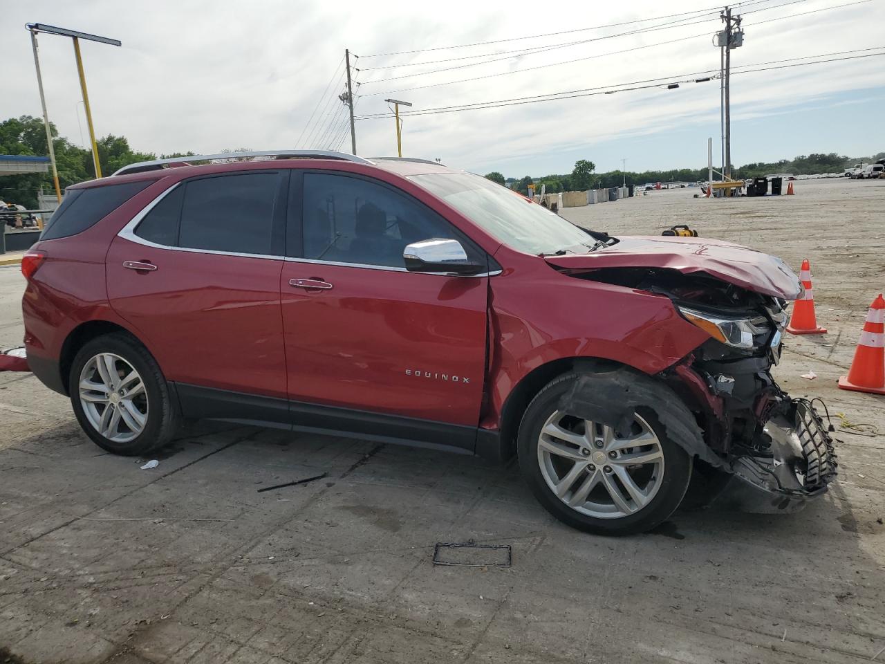 2GNAXVEV0J6115876 2018 Chevrolet Equinox Premier