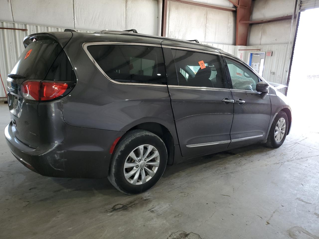 Lot #2928616736 2018 CHRYSLER PACIFICA T