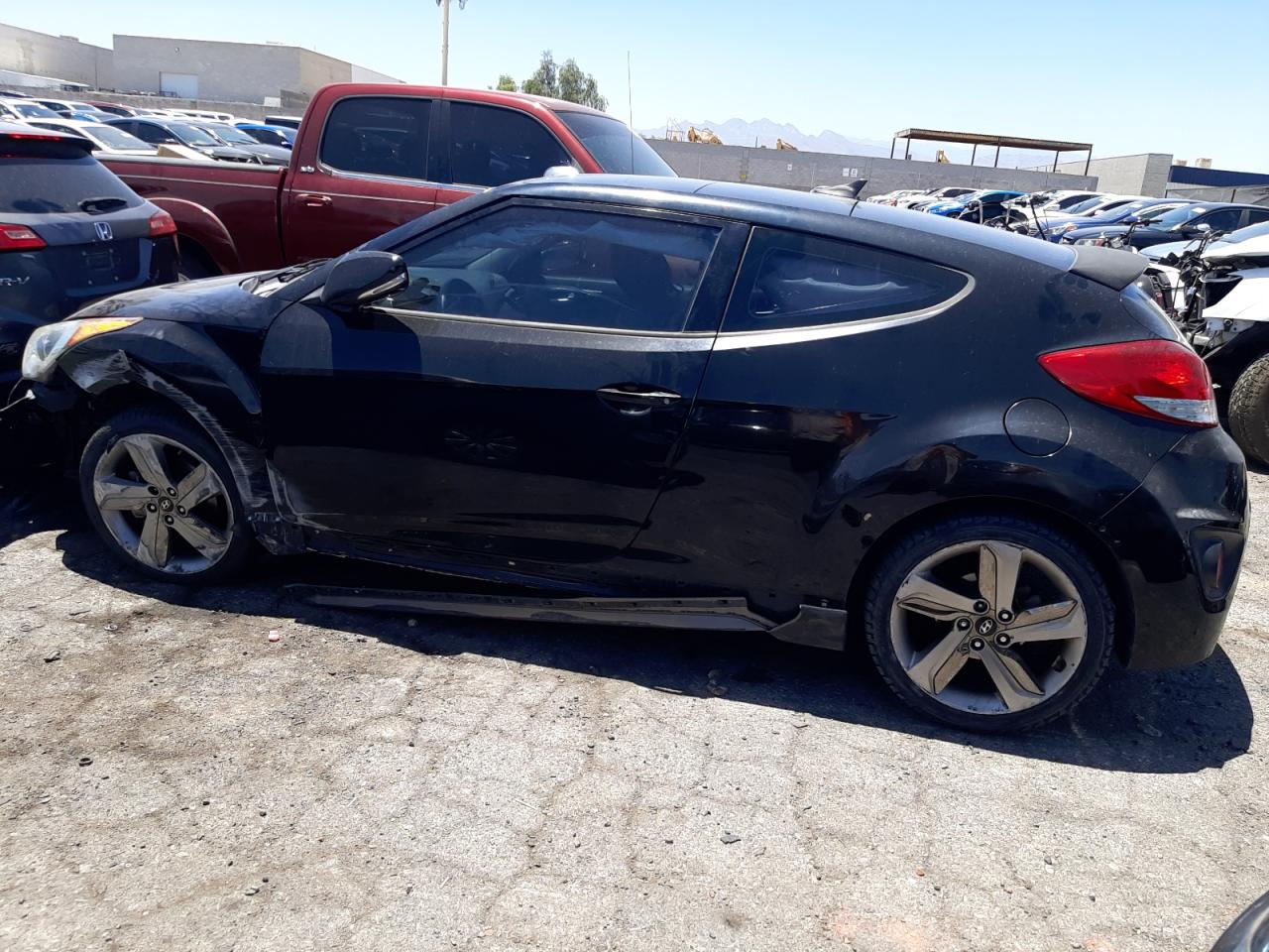 2015 Hyundai Veloster Turbo vin: KMHTC6AE3FU216861