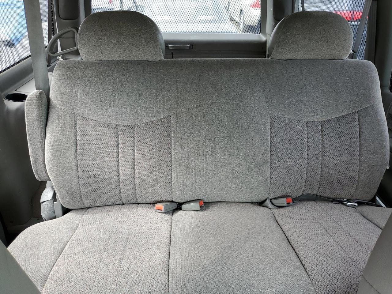 1GNDM19X32B144233 2002 Chevrolet Astro