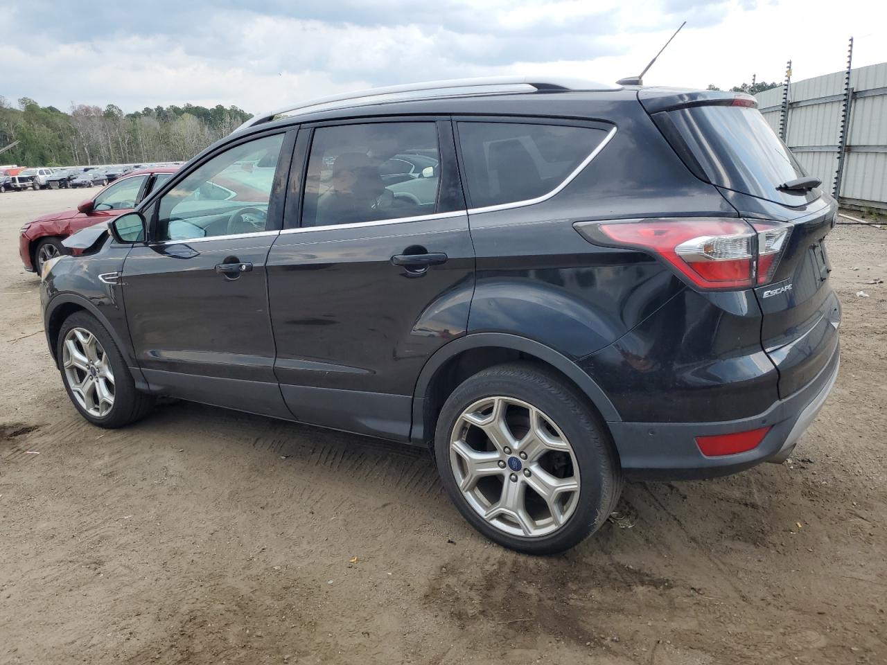 2017 Ford Escape Titanium vin: 1FMCU9J90HUB13112